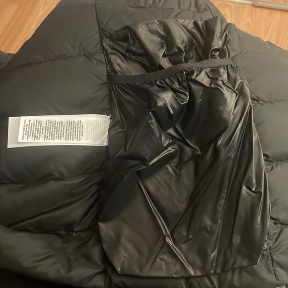 Muji recycled nylon packable down jacket - Picture 7 of 7